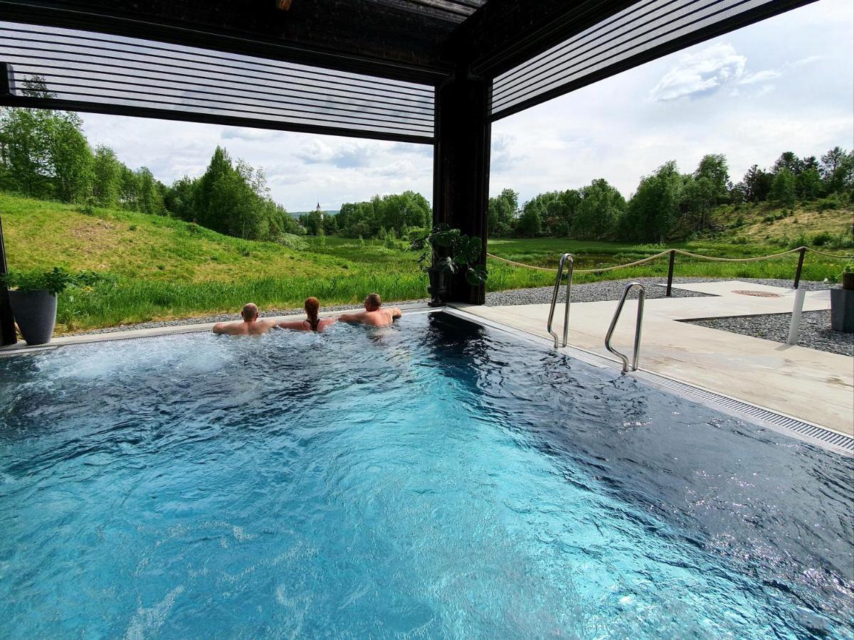 Roros Hotell - Bad & Velvaere Exteriér fotografie