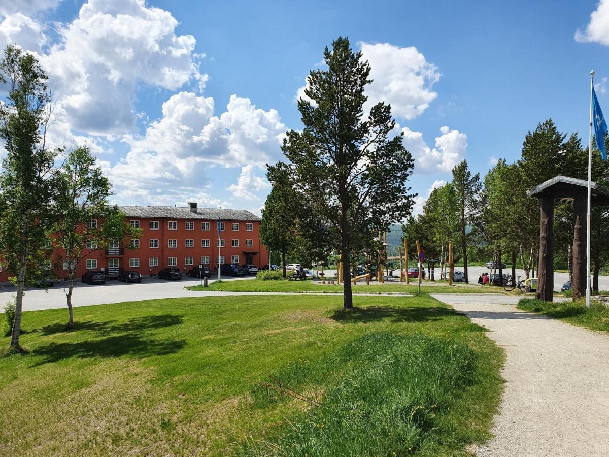 Roros Hotell - Bad & Velvaere Exteriér fotografie