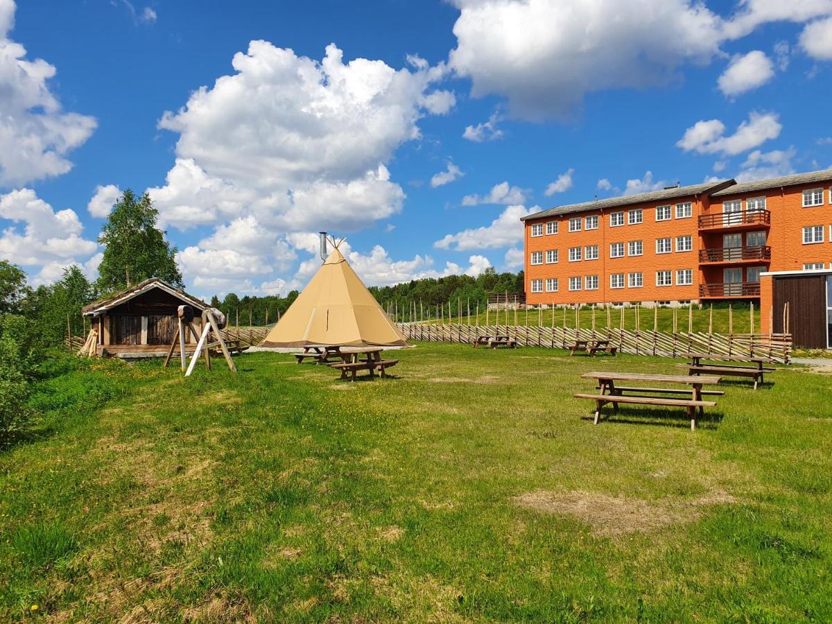 Roros Hotell - Bad & Velvaere Exteriér fotografie