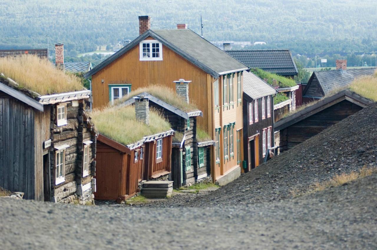 Roros Hotell - Bad & Velvaere Exteriér fotografie