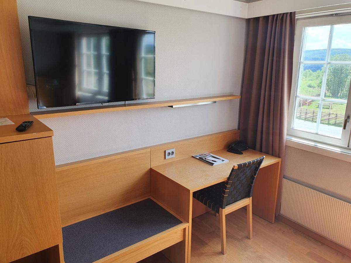 Roros Hotell - Bad & Velvaere Exteriér fotografie