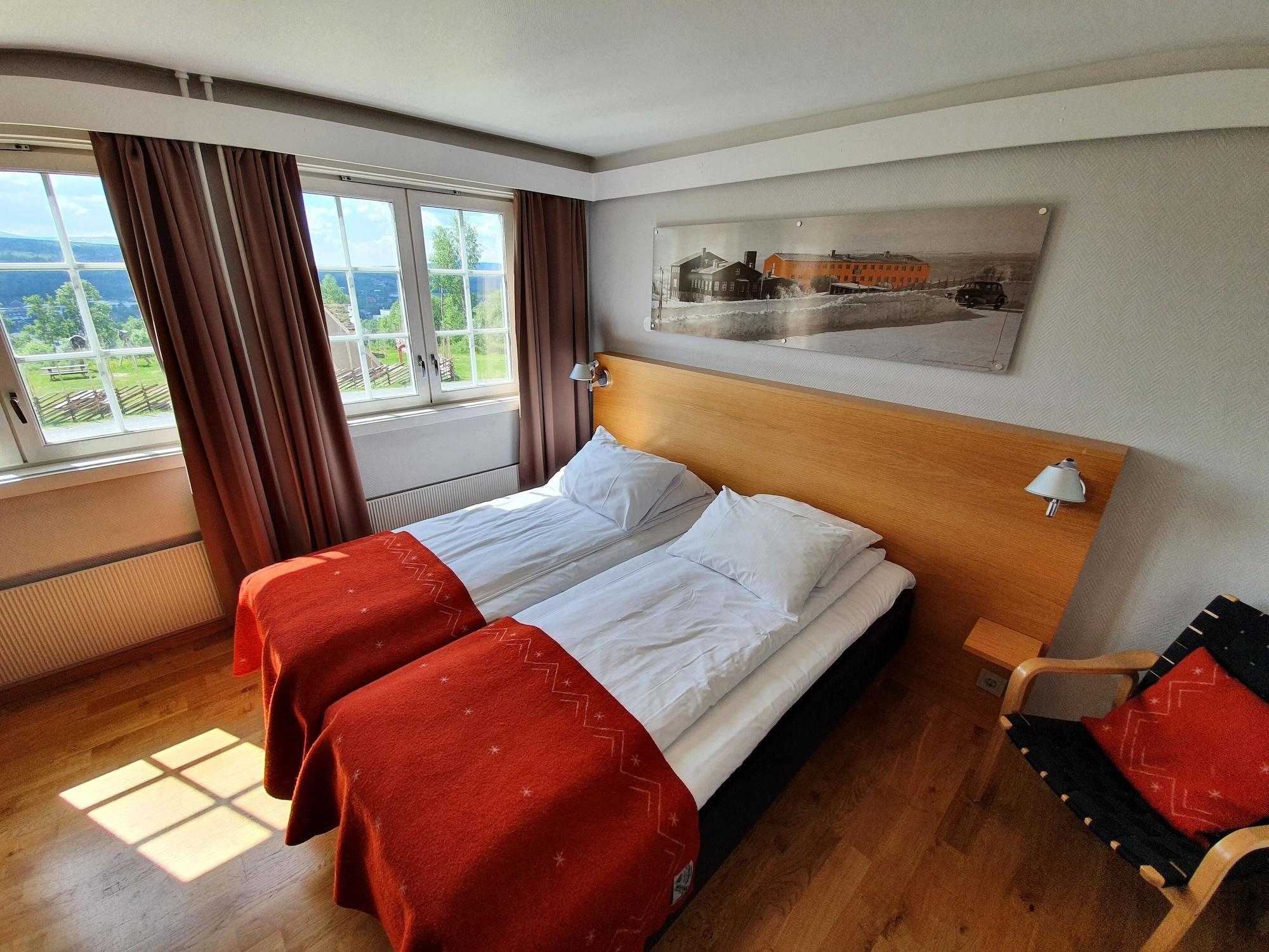 Roros Hotell - Bad & Velvaere Exteriér fotografie