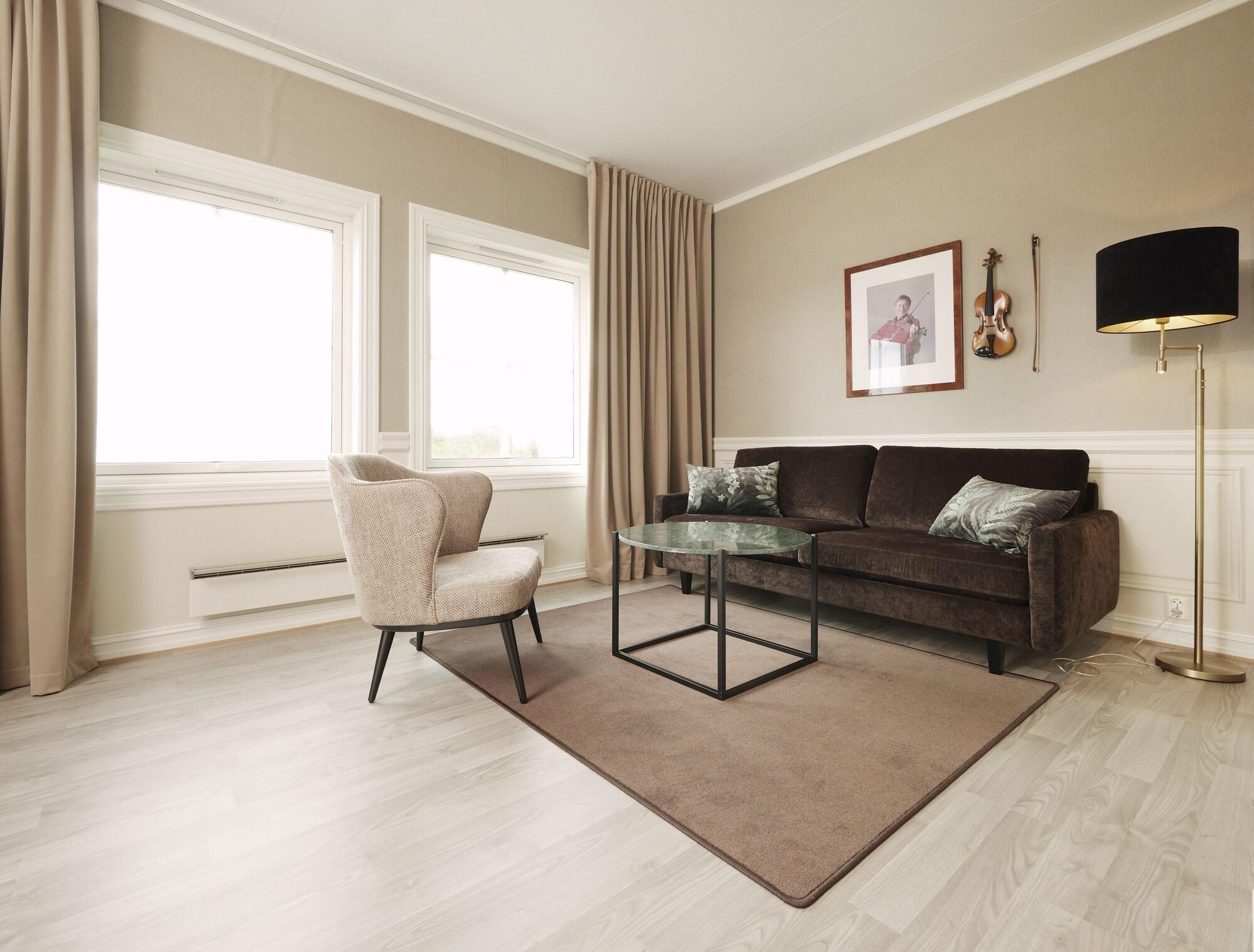 Roros Hotell - Bad & Velvaere Exteriér fotografie