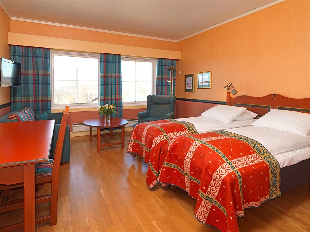 Roros Hotell - Bad & Velvaere Exteriér fotografie